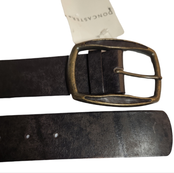 DONCASTER S AGED BROWN THICK LEATHER W/ BRONZE ACCENTS BELT - Picture 2 of 5